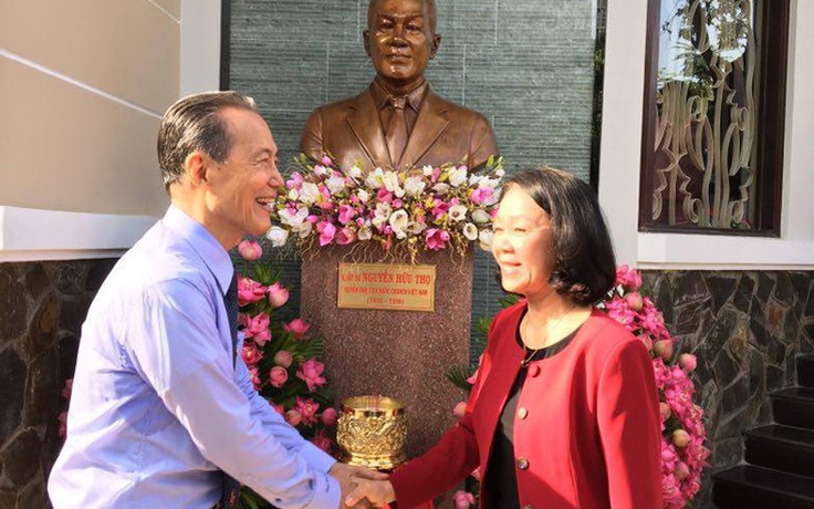 Khánh thành tượng chân dung Luật sư Nguyễn Hữu Thọ