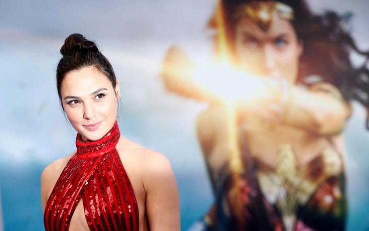 Phần tiếp theo của 'Wonder Woman' và 'James Bond' ra rạp năm 2019