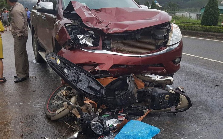 Bị tông trực diện trên đường cao tốc Liên Khương-Prenn, một người tử vong
