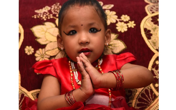 Nữ thần sống 3 tuổi ở Nepal