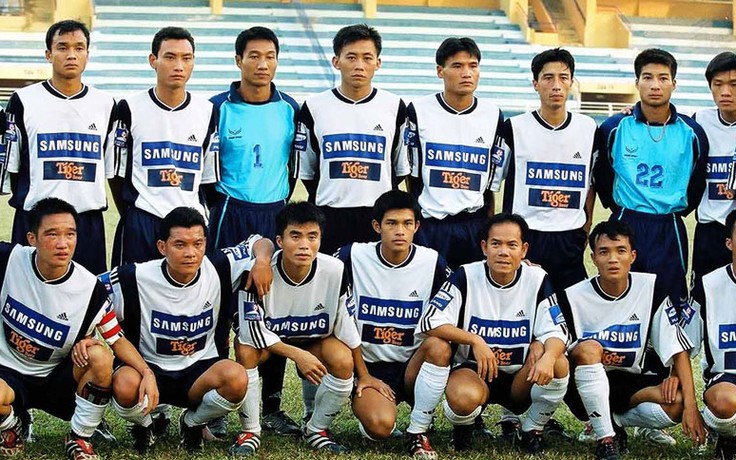 Tự truyện Trái bóng lăn giữa đời tôi: 'Ngô Công' của bóng đá VN