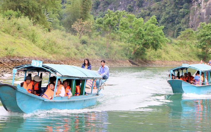 Hàng chục người tốt ở Phong Nha, nhặt nhiều tài sản trả lại du khách