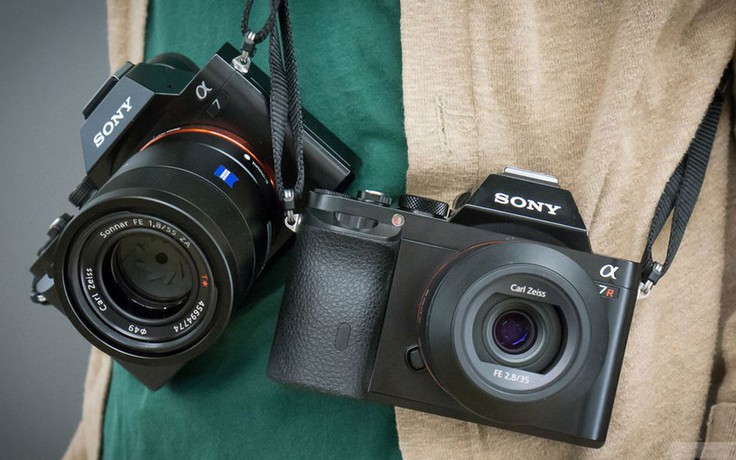 Sony đứng đầu về máy ảnh Full-Frame?