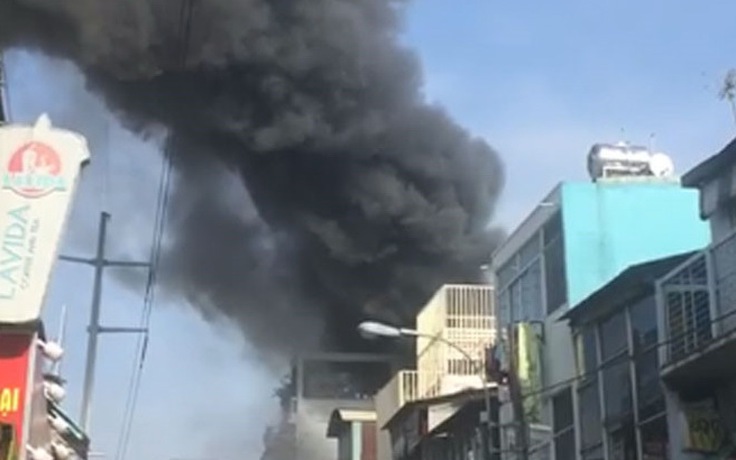 TP.HCM: Cháy nhà trong hẻm sâu trên đường Nguyễn Thượng Hiền, Q.3