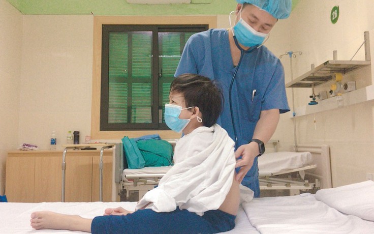 Bệnh nhân nhỏ tuổi nhất Việt Nam được ghép tim đã xuất viện