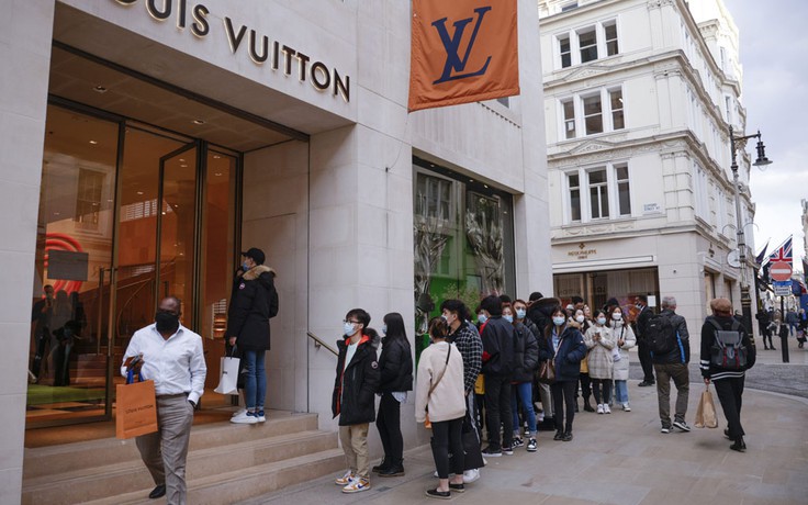 Louis Vuitton, Prada và Cartier thử nghiệm blockchain để chống hàng giả
