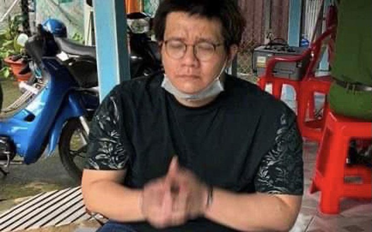 Bắt 'Cậu IT' Nhâm Hoàng Khang tống tiền chủ trang web cờ bạc