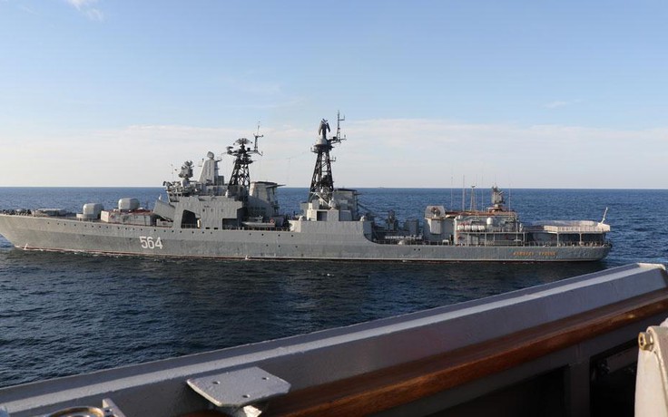 Căng thẳng vụ chiến hạm Nga - Mỹ 'hầm hè' nhau