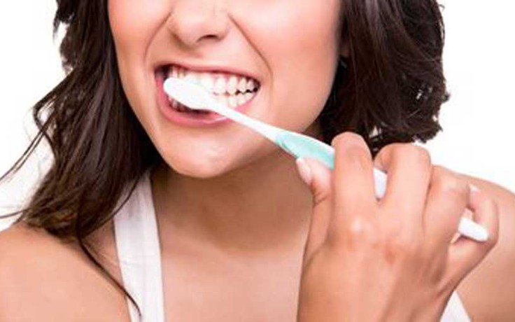Chuyên gia khuyên gì về việc đánh răng sau khi ăn?