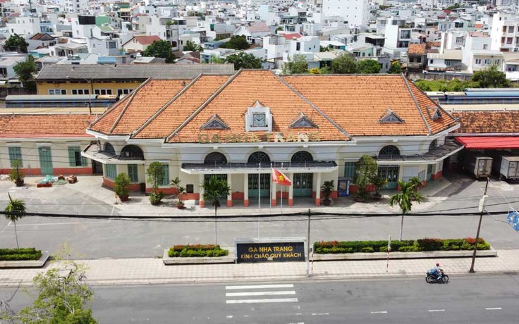 Duy trì ga hành khách Nha Trang, xây mới ga hàng hóa