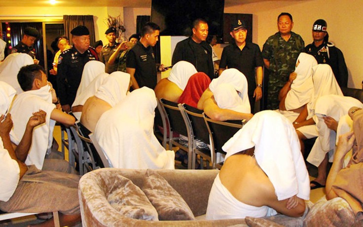 Cảnh sát Thái Lan phá tiệc thác loạn dành cho người nước ngoài