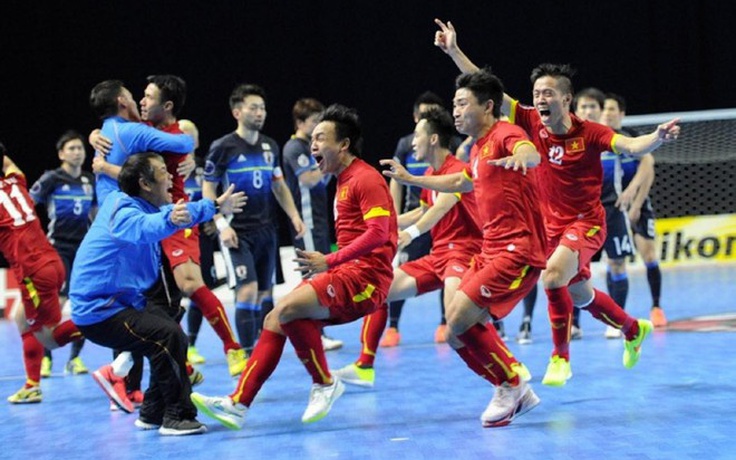 Đội tuyển futsal Việt Nam chốt danh sách 14 cầu thủ cho trận play-off tối nay