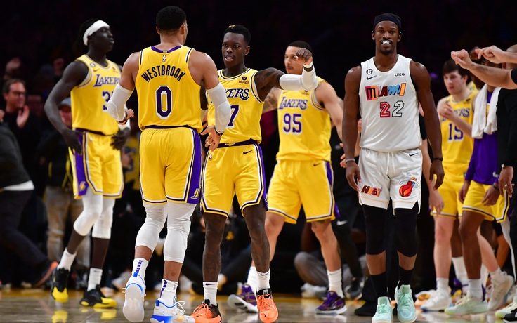 LeBron James ngồi ngoài, Los Angeles Lakers vẫn thắng