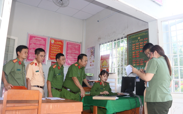Từ 21.5, công an cấp xã ở Vĩnh Long và Trà Vinh được cấp biển số xe