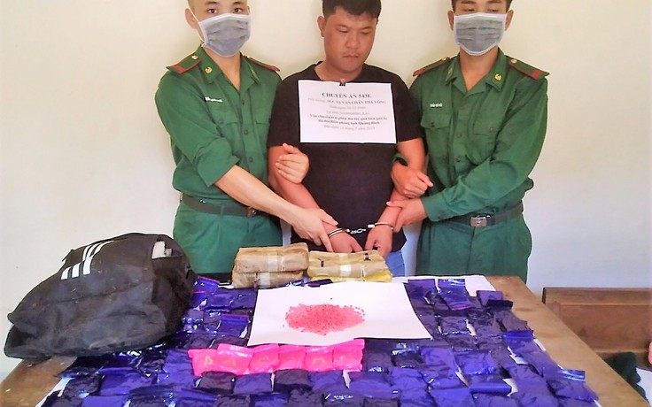Bắt giữ nghi phạm vận chuyển hơn 24.000 viên ma túy từ Lào về Việt Nam
