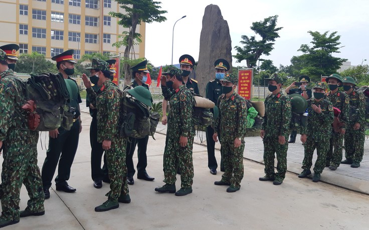 Tăng cường bộ đội lên biên giới Việt Nam - Lào để kiểm soát nhập cảnh, phòng dịch Covid-19