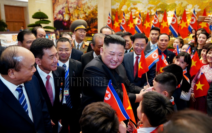 Những hình ảnh ấn tượng chuyến thăm Việt Nam của Chủ tịch Kim Jong-un