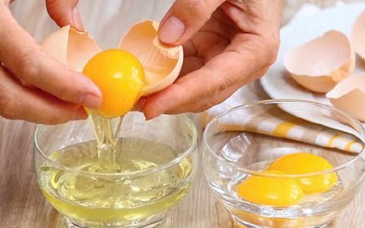 Vì sao không nên ăn trứng sống?