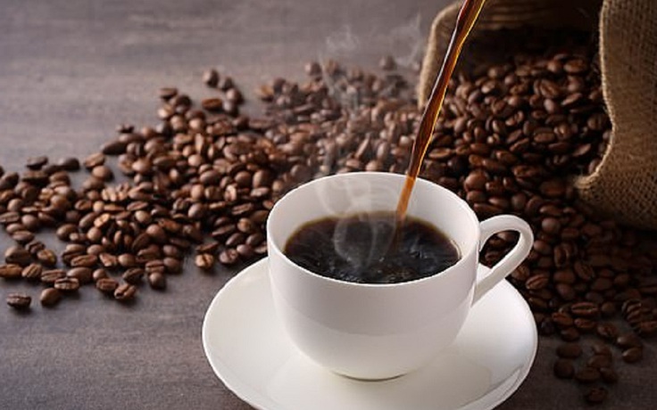 Vì sao không nên uống nhiều cà phê vào những ngày lạnh?