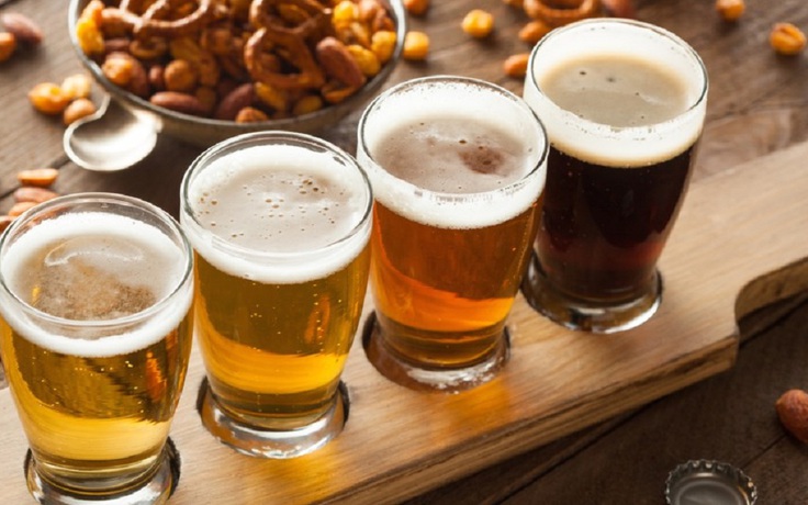 Ăn lót trước khi uống rượu bia có thực sự giảm say?