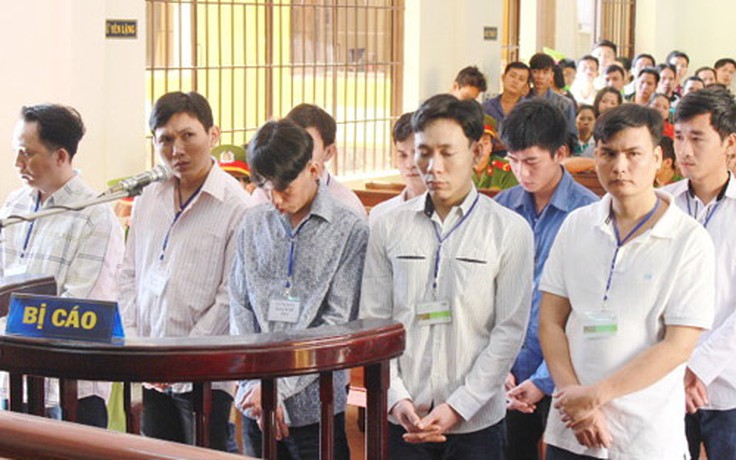 Giết người vì tranh chỗ bán hàng rong