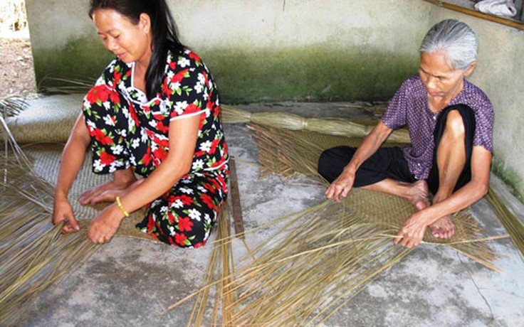 Làng nghề hồi sinh: Đệm bàng Phò Trạch