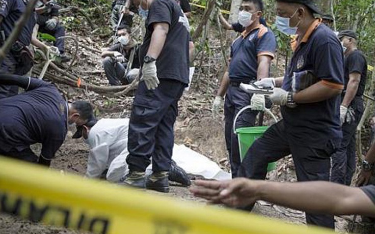 Hố chôn người ở Malaysia bị nghi là lò sát sinh lấy nội tạng