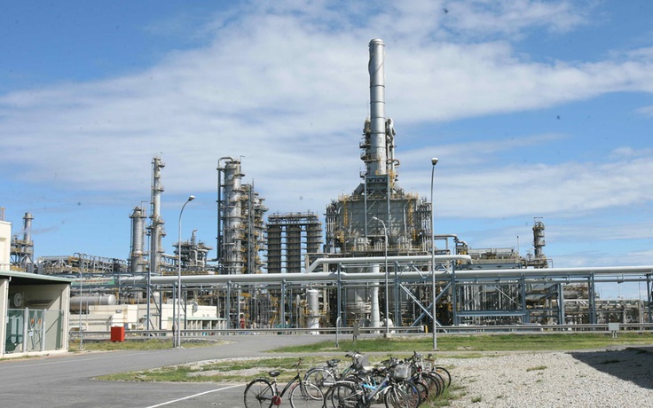 PVN muốn ép doanh nghiệp mua xăng dầu nội địa