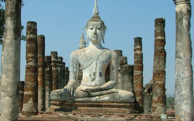 Trước một Sukhothai cổ kính