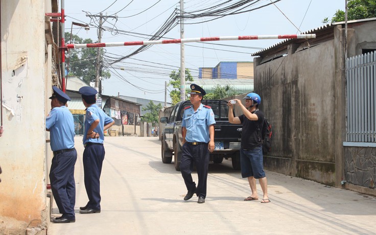 Tháo dỡ barie, ngừng ngay việc dân thu phí 'BOT' tùy tiện