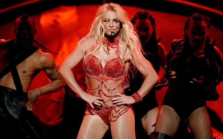 Britney Spears trở lại MTV Video Music Awards sau 8 năm vắng bóng