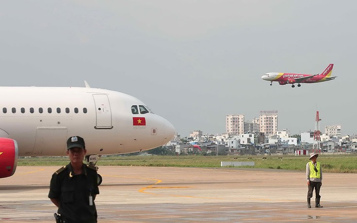 Sân bay giá khủng xin thuê giá bèo