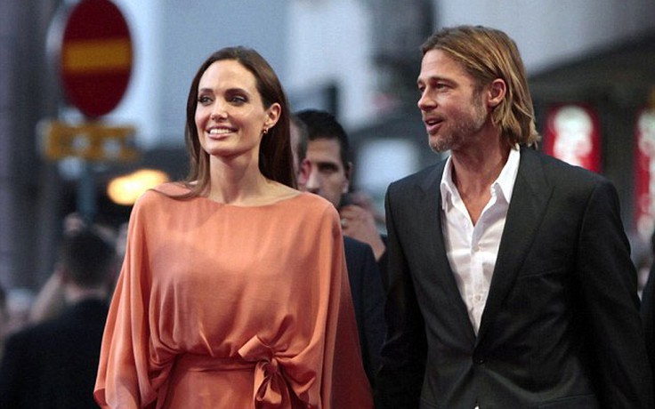 Bảo mẫu của Angelina Jolie khuyên không nên tách Brad Pitt khỏi các con
