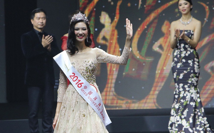 Tân Hoa hậu Hoàn vũ Trung Quốc bị chê kém sắc