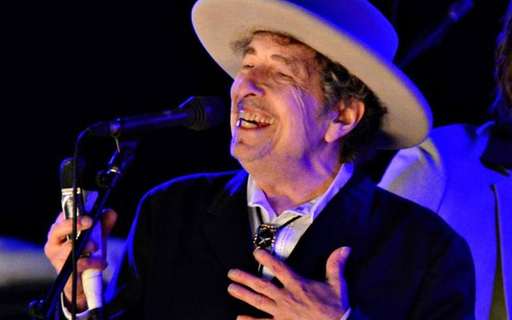Bob Dylan không dự lễ trao giải Nobel Văn chương