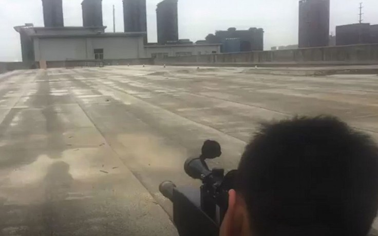 Thực hư súng trường AK phiên bản laser của Trung Quốc