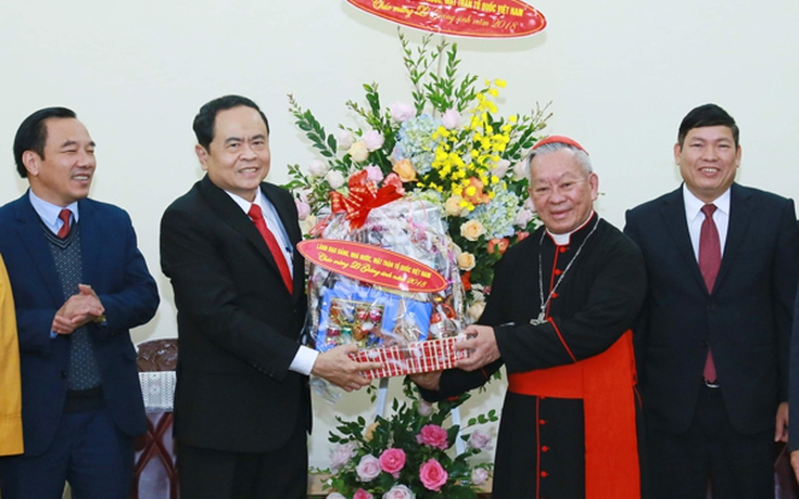 Chúc mừng Giáng sinh các chức sắc Công giáo, Tin lành ở Hà Nội