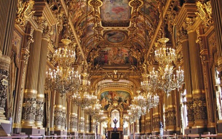 Du lịch Pháp: Khám phá nhà hát opera nổi tiếng Palais Garnier!