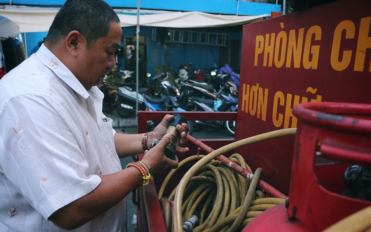 Người Sài Gòn tốt bụng: Hiệp sĩ chữa cháy và điều 'khùng nhất thế gian'
