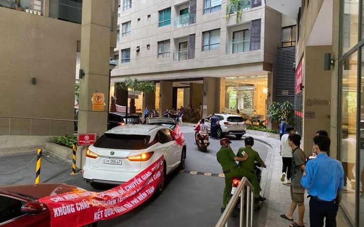 'Nội chiến' tại các chung cư, hai bên cùng thiệt
