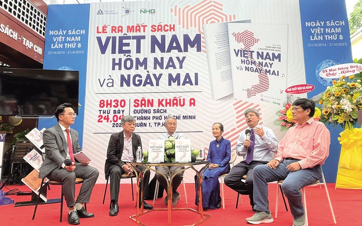 'Việt Nam hôm nay và ngày mai' đến với độc giả