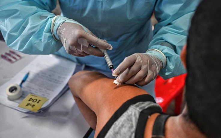 Giao công an điều tra vụ tiêm vắc xin Covid-19 'dịch vụ'