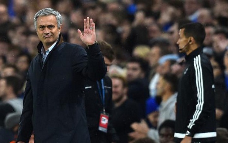 Mourinho kí hợp đồng sơ bộ với M.U