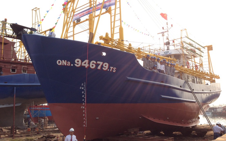 ‘Lộ diện’ tàu vỏ thép mạnh nhất Đà Nẵng, đánh bắt hải sản ở Trường Sa, Hoàng Sa