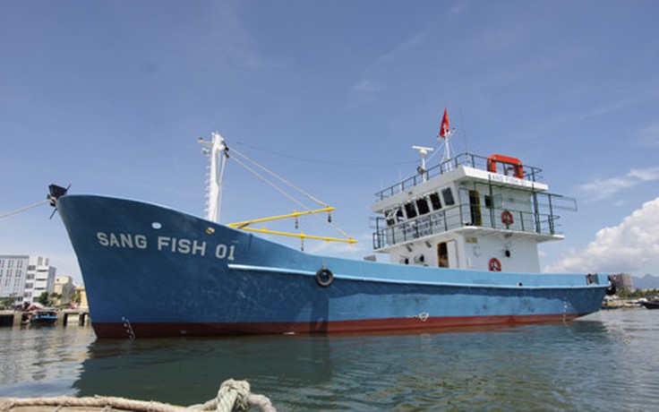 Tàu cá vỏ thép hỏng liên tục, ngư dân ngao ngán trả lại công ty đóng tàu