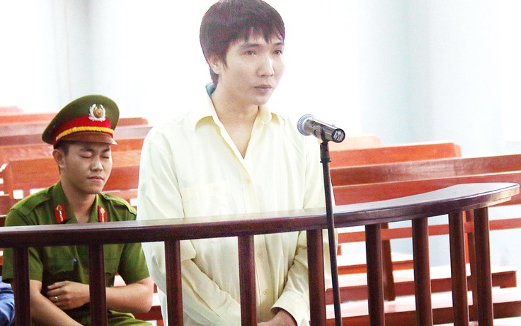 Phóng viên Thời báo Làng nghề Việt lãnh 15 tháng tù về tội cưỡng đoạt tài sản