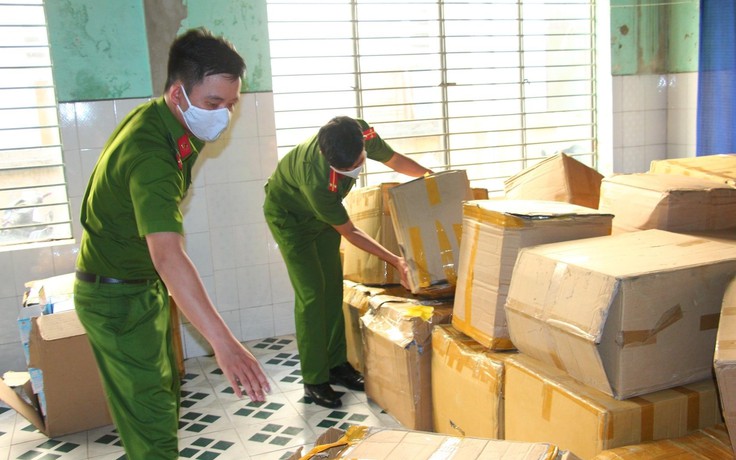Đà Nẵng: Tạm giữ hơn 18.000 khẩu trang y tế không rõ nguồn gốc xuất xứ