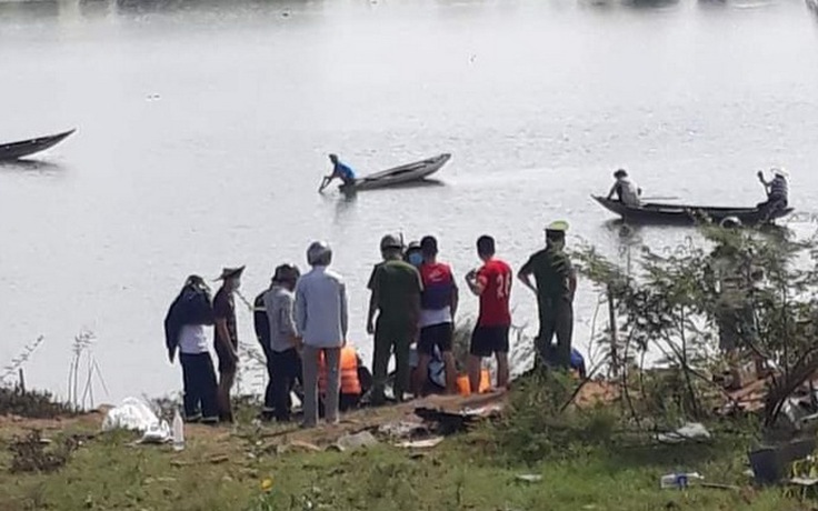 Tìm được thi thể nạn nhân đuối nước khi thả lưới bắt cá ở sông Cổ Cò