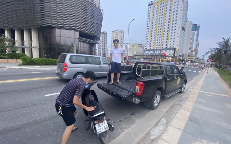 Đà Nẵng: Bắt băng trộm nhí 12 - 15 tuổi chuyên trộm cắp xe máy của du khách