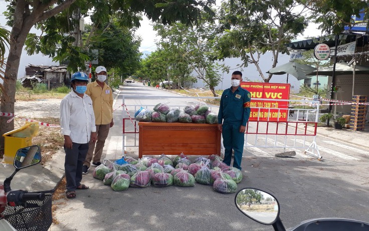 Người dân Đà Nẵng chủ động nhu yếu phẩm, ít đặt combo qua Ban điều hành khu dân cư